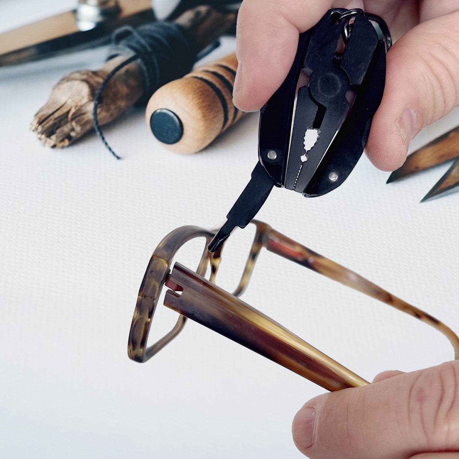 The Beetle Mini Pliers EDC Tool