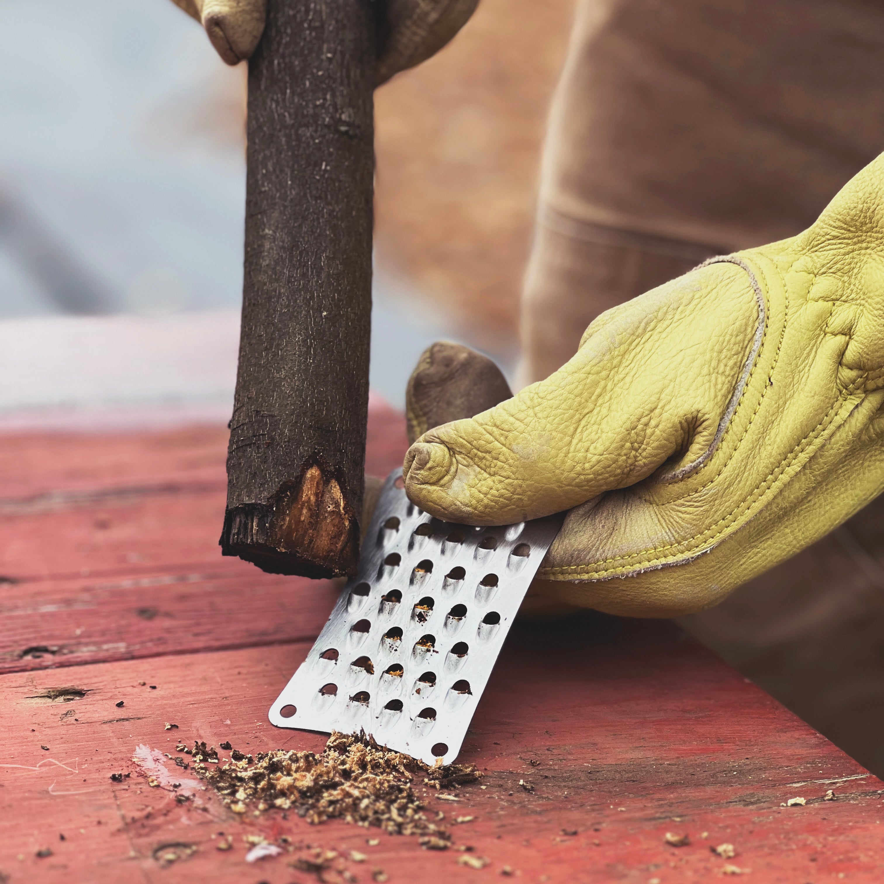 Tinder Scraper Fire Starter, Descaler Card
